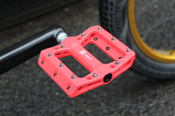 EZRA Flats BMX Pedals