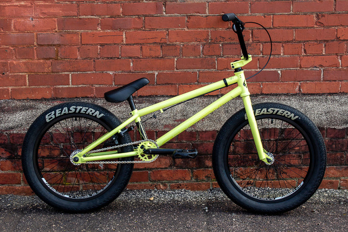 Nightwasp 20" BMX Bike