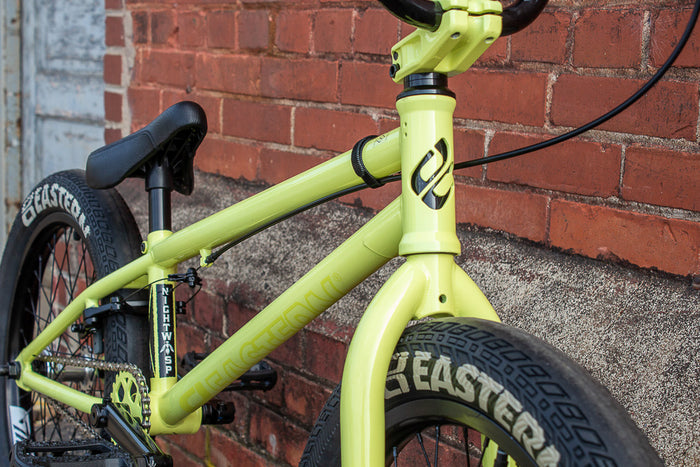 Nightwasp 20" BMX Bike