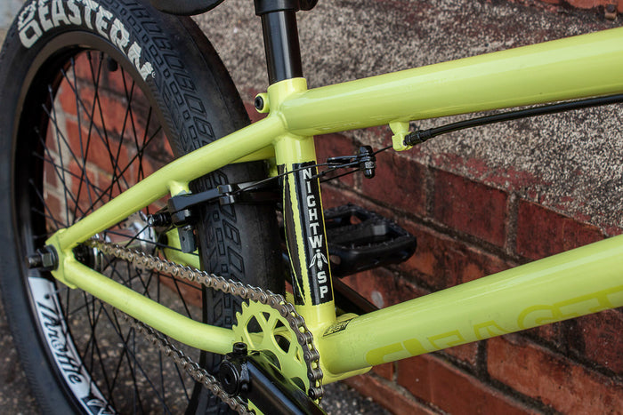 Nightwasp 20" BMX Bike